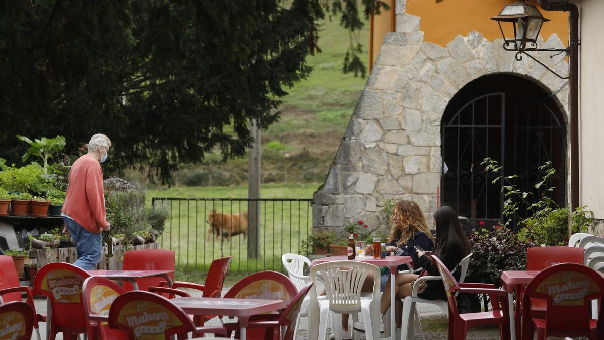 Espinaréu, un muséo vivo del hórreo y un pueblo guapu donde los haya