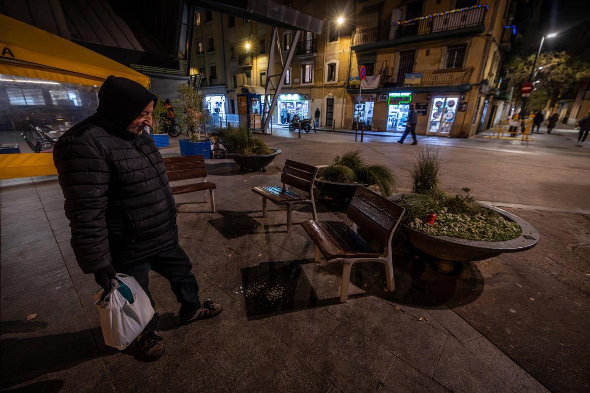 Una persona sense llar mor en plena onada de fred