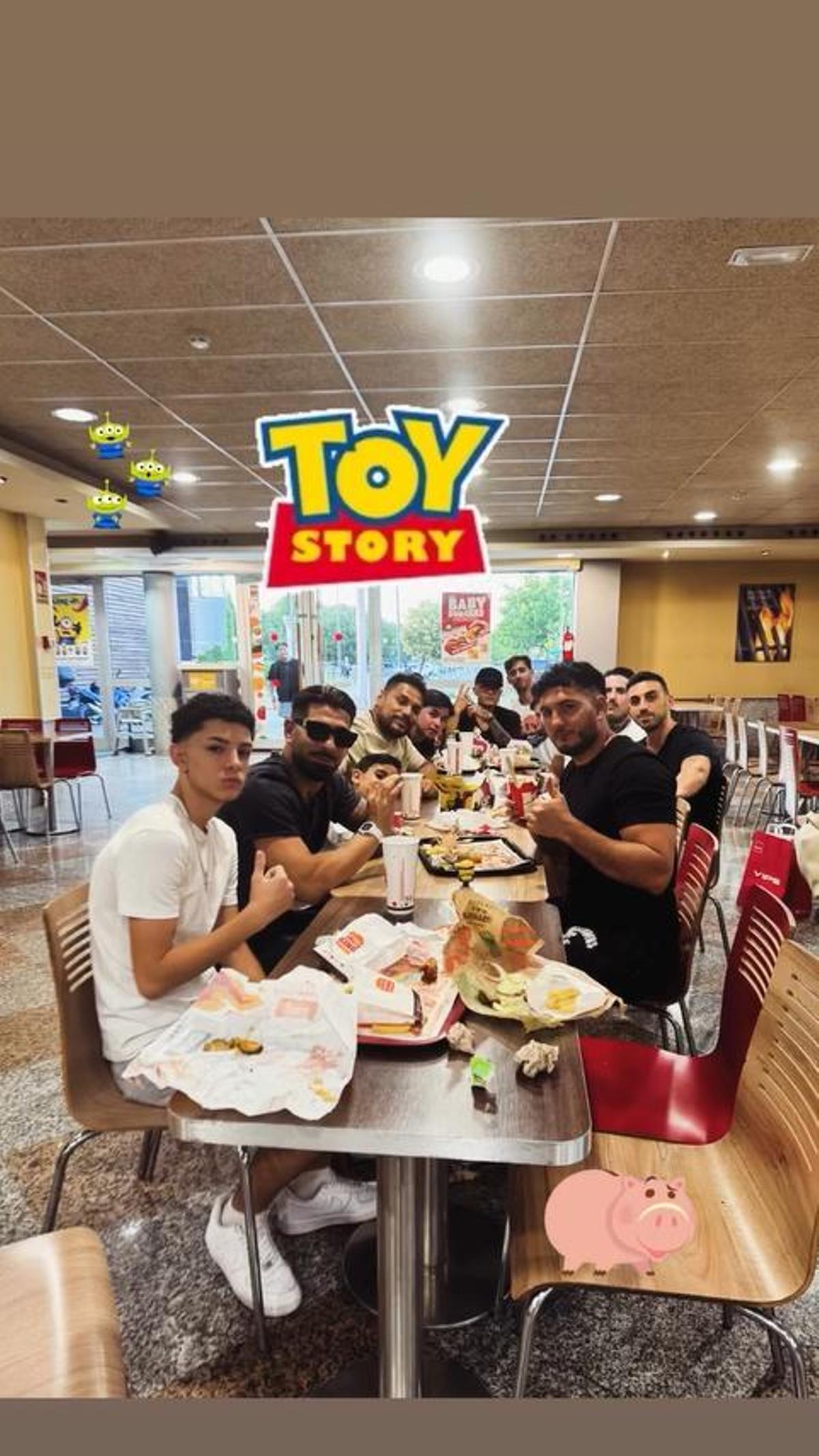 Primera foto de Ilia Topuria tras su pelea con Justin Gaethje