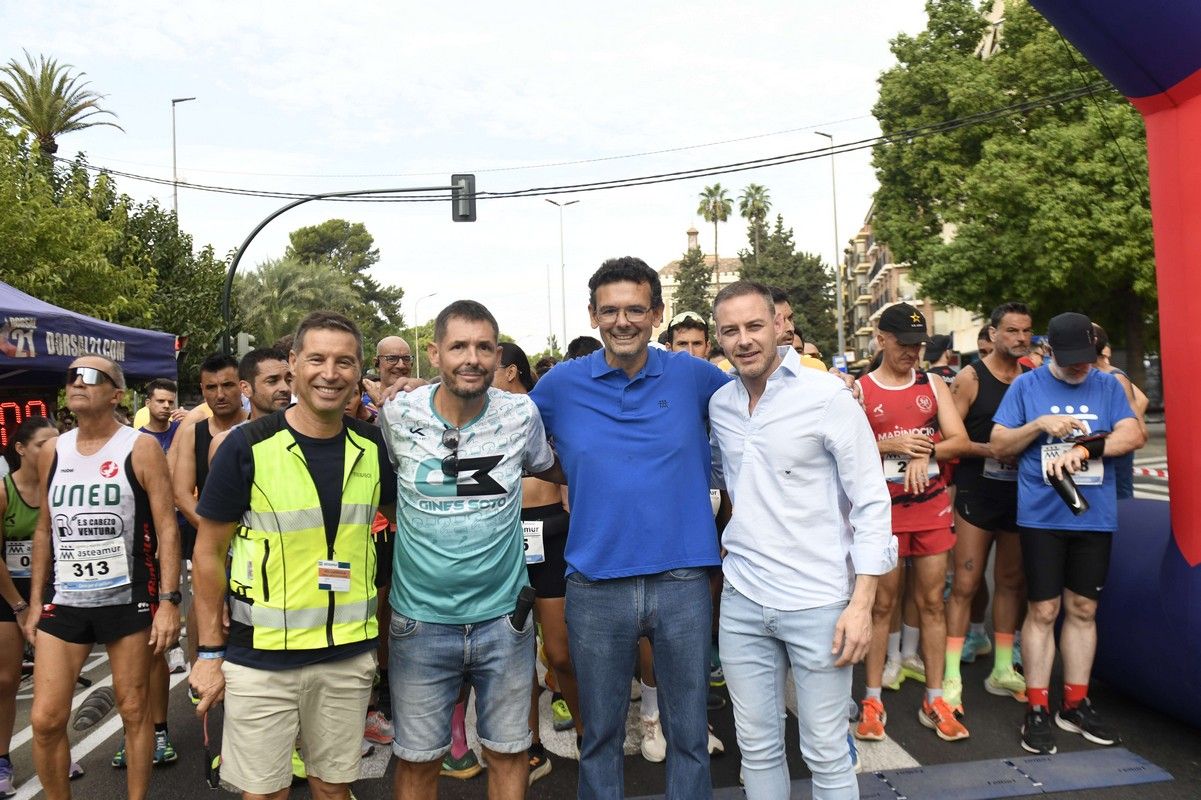 La carrera y marcha Solidaria Asteamur, en imágenes