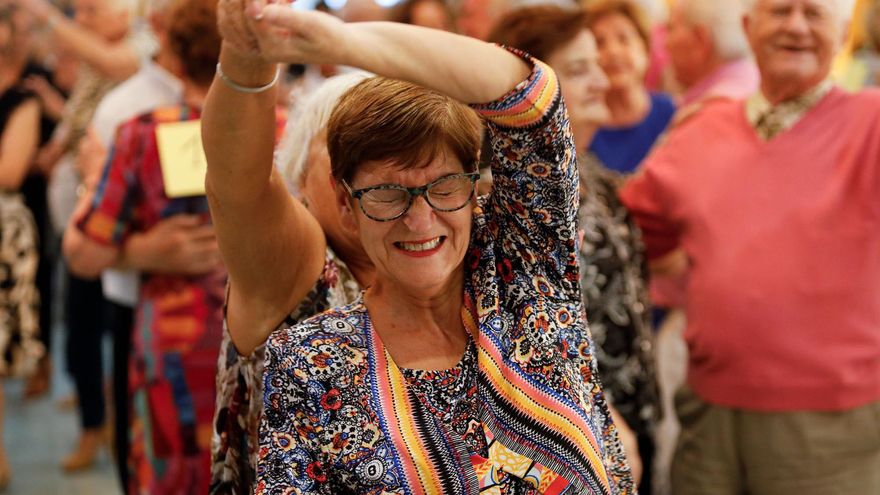 Concurso de baile en la Llar Eivissa: «La jubilación no es tele y sofá, hay que salir»
