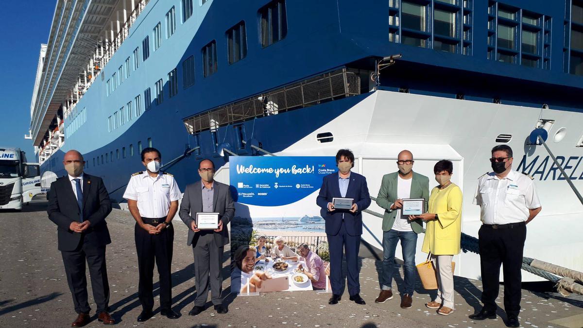 Pere Vila, Lluís Puig, Pere Saló, Jaume Dulsat i Montse Mindan, entre altres autoritats, aquest 12 d&#039;octubre al port de Palamós