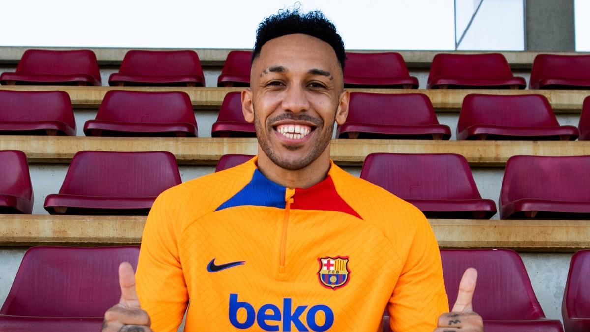 Aubameyang, con la camiseta del Barça