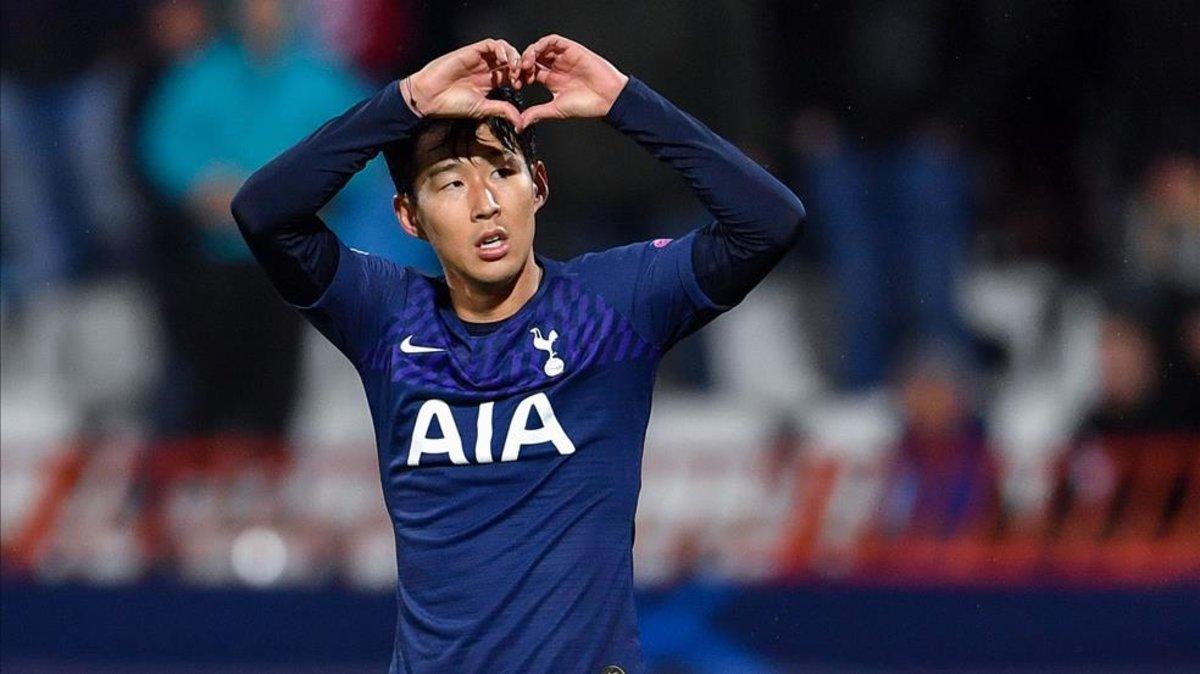 Son celebrando su doblete de ayer en Belgrado.