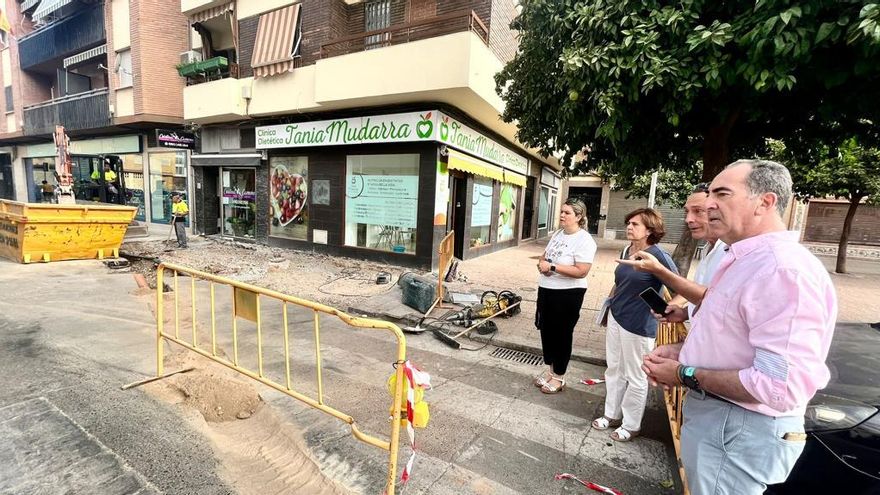 Calle Platero Pedro de Bares en reforma y rehabilitación.