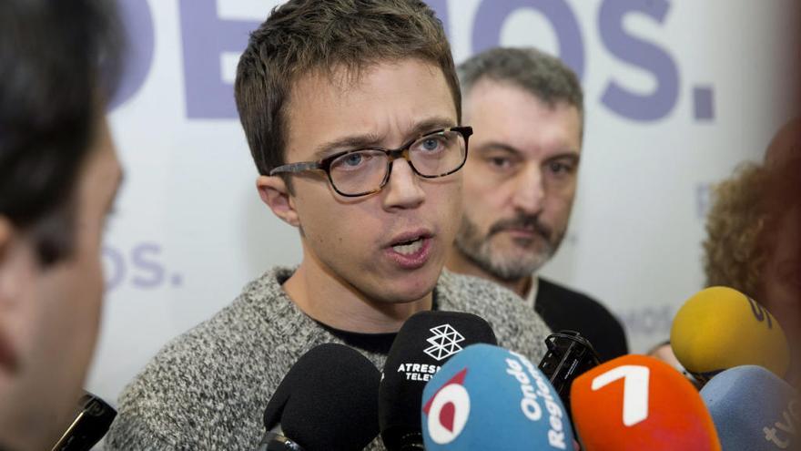 Errejón acusa en Murcia a Iglesias de hacer &quot;falsas insinuaciones&quot;