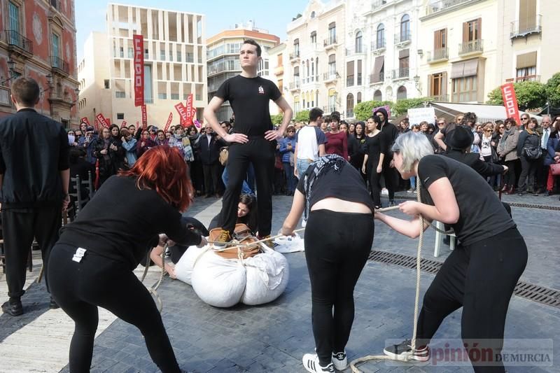 Performance 8M Plaza de Belluga