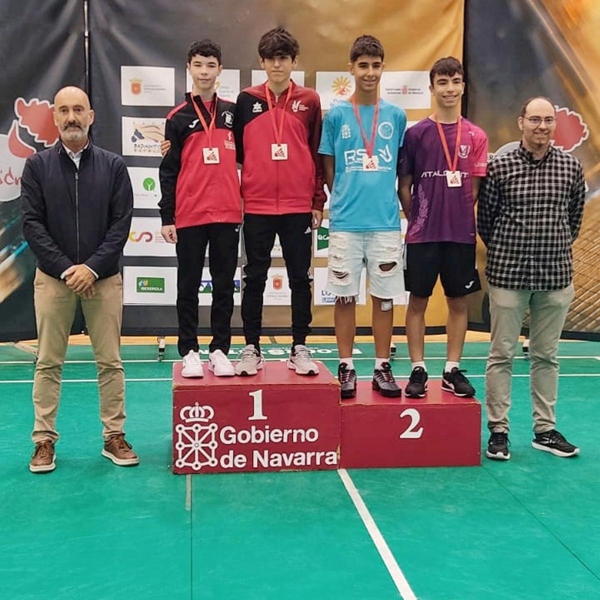 Feliu Terol en lo alto del podio (segundo por la izquierda), con la medalla de oro.