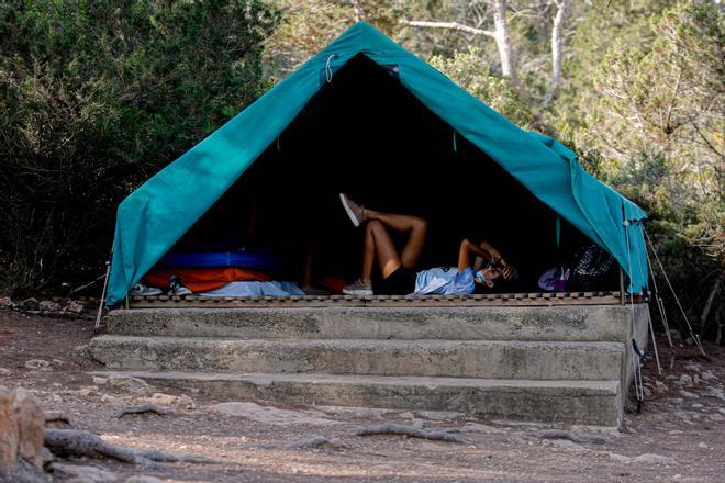 Grupos burbuja para un campamento tradicional en Ibiza