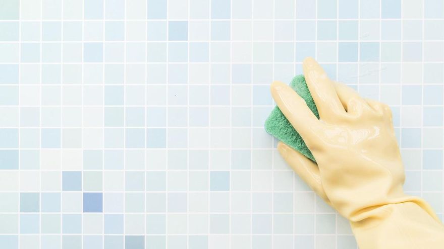 L&#039;ingredient de cuina que deixarà el vidre i les rajoles del teu lavabo impecables
