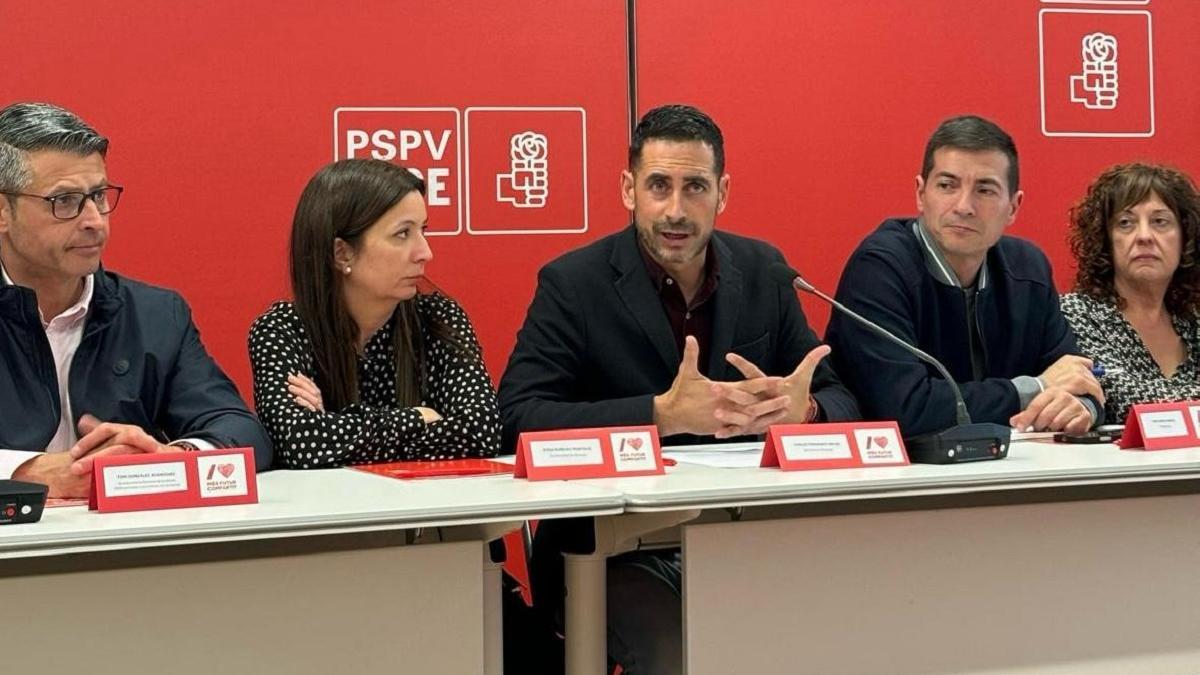 Carlos Fernández Bielsa interviene en la primera reunión de la nueva Ejecutiva provincial del PSPV.