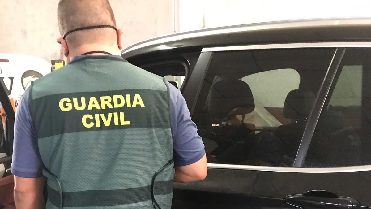 La Guardia Civil desmantela una banda que trucaba cuentakilómetros en la Región