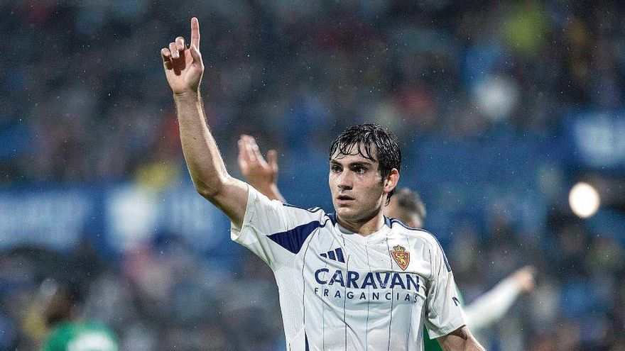 Azón, en el partido de Liga ante el Granada.