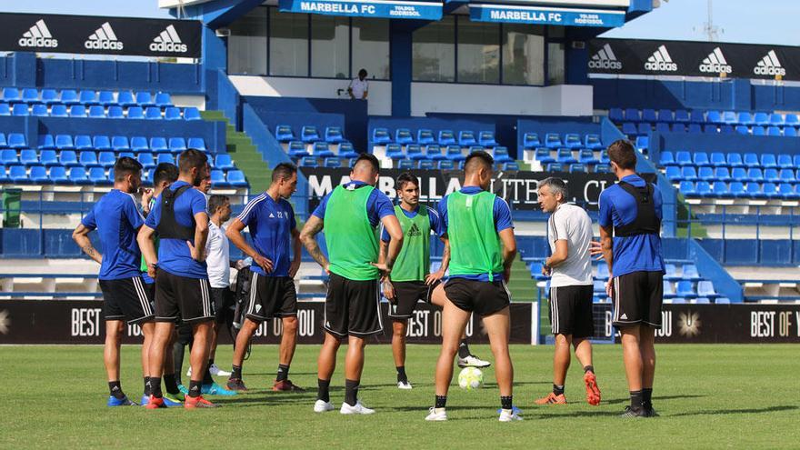 El Marbella recibe al Recre.