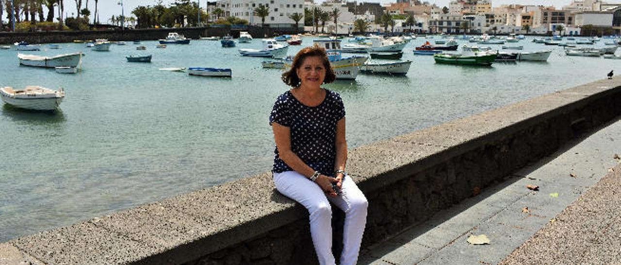 Elizabeth de León, ayer, en el Charco de San Ginés, en Arrecife.