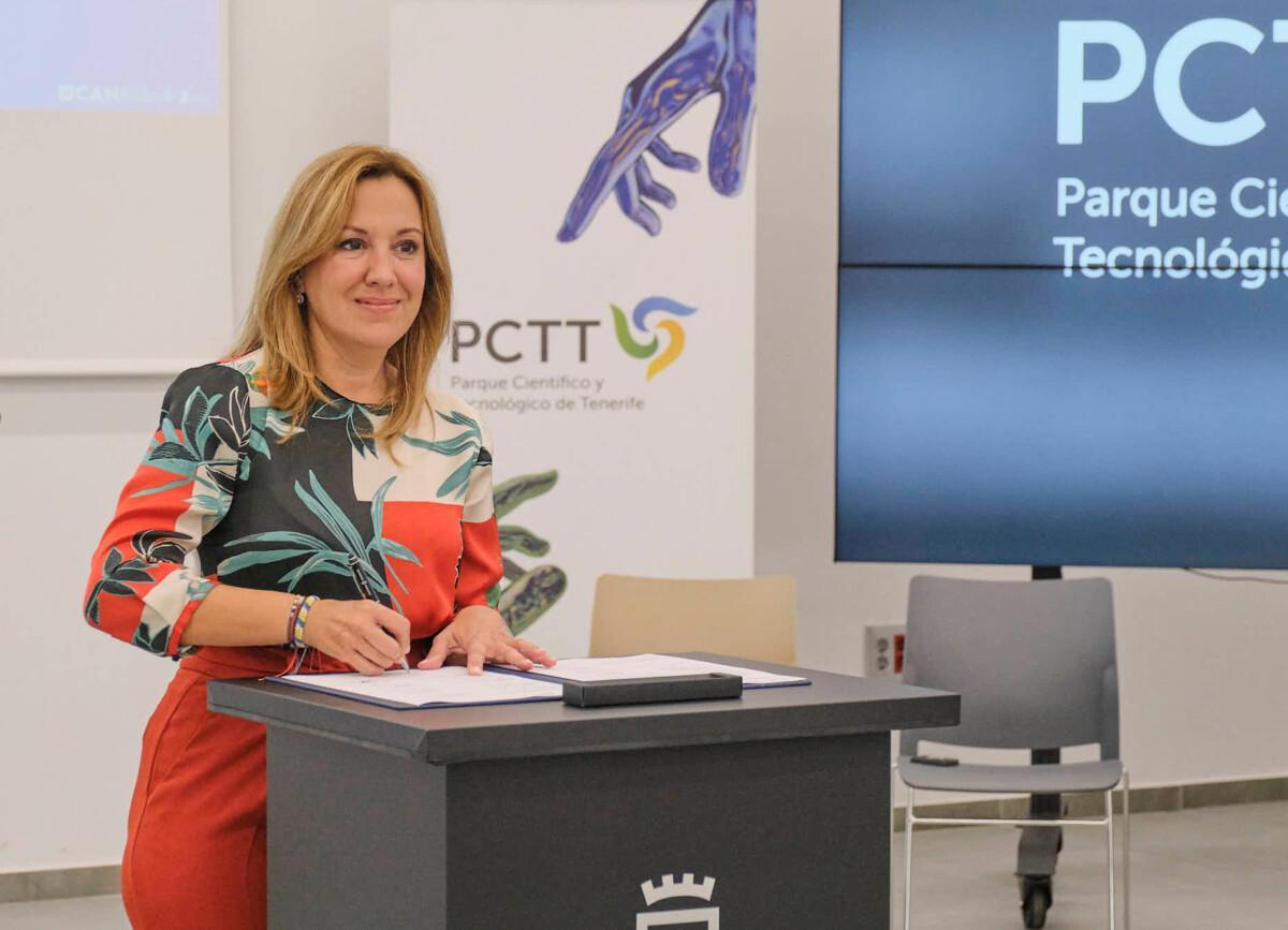 Rosa Dávila, presidenta del Cabildo de Tenerife+-