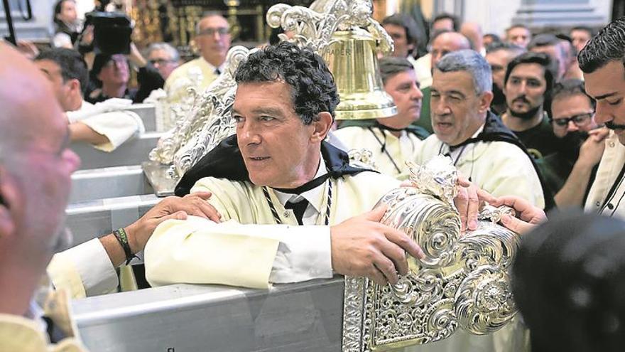 Banderas, de cofrade en Semana Santa