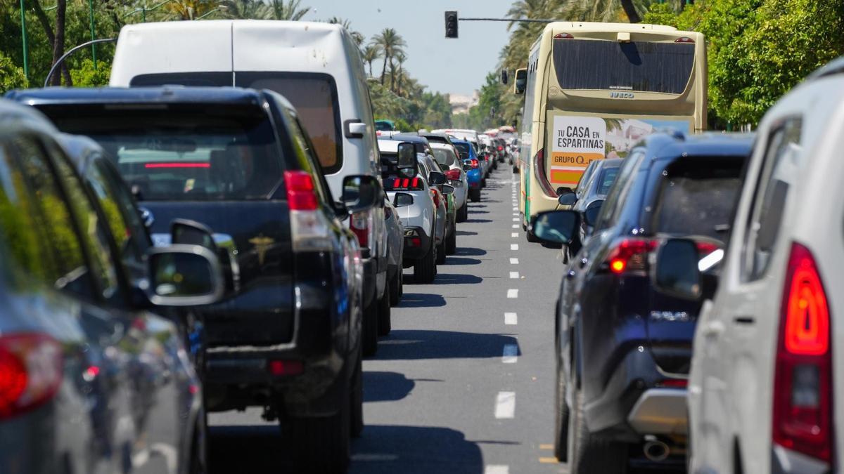 Atascos en Sevilla en pleno apagón eléctrico