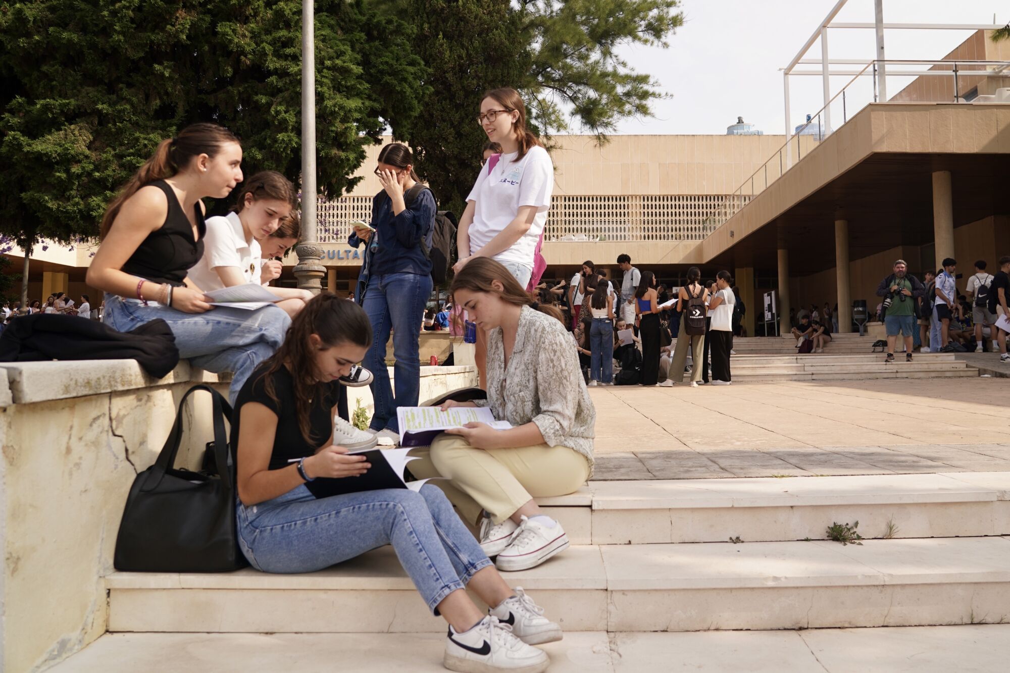 Estudiantes malagueños se enfrentan a la Prueba de Acceso a la Universidad (Selectividad 2025)