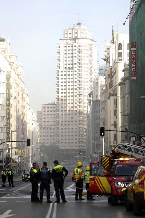 Espectacular incendio en la Gran Vía de Madrid