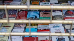 Vista de una librería cerrada.