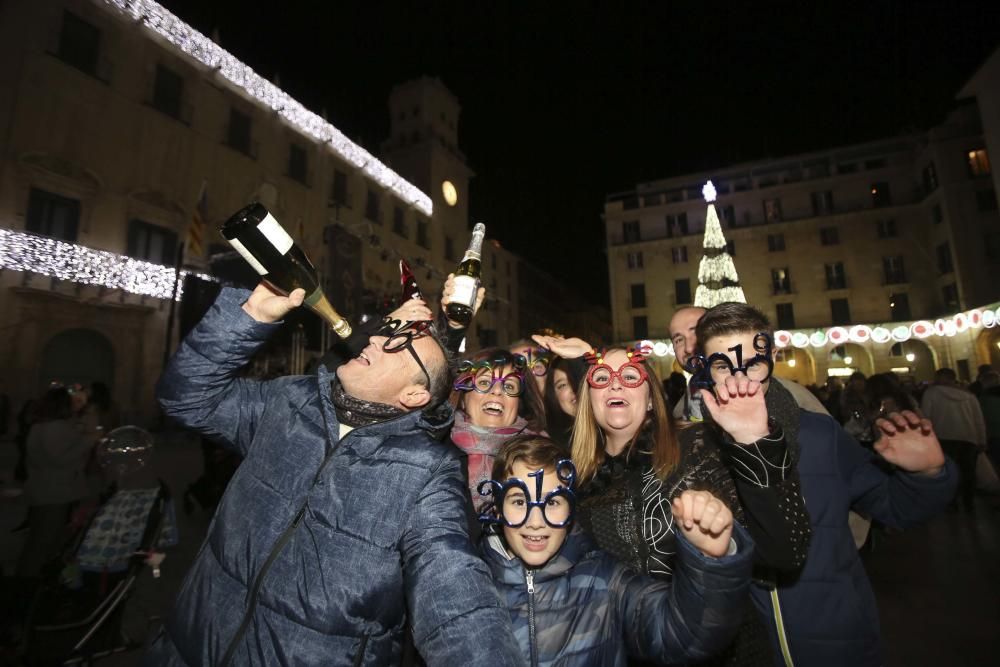 La Nochevieja 2018 en la Plaza del Ayuntamiento de Alicante