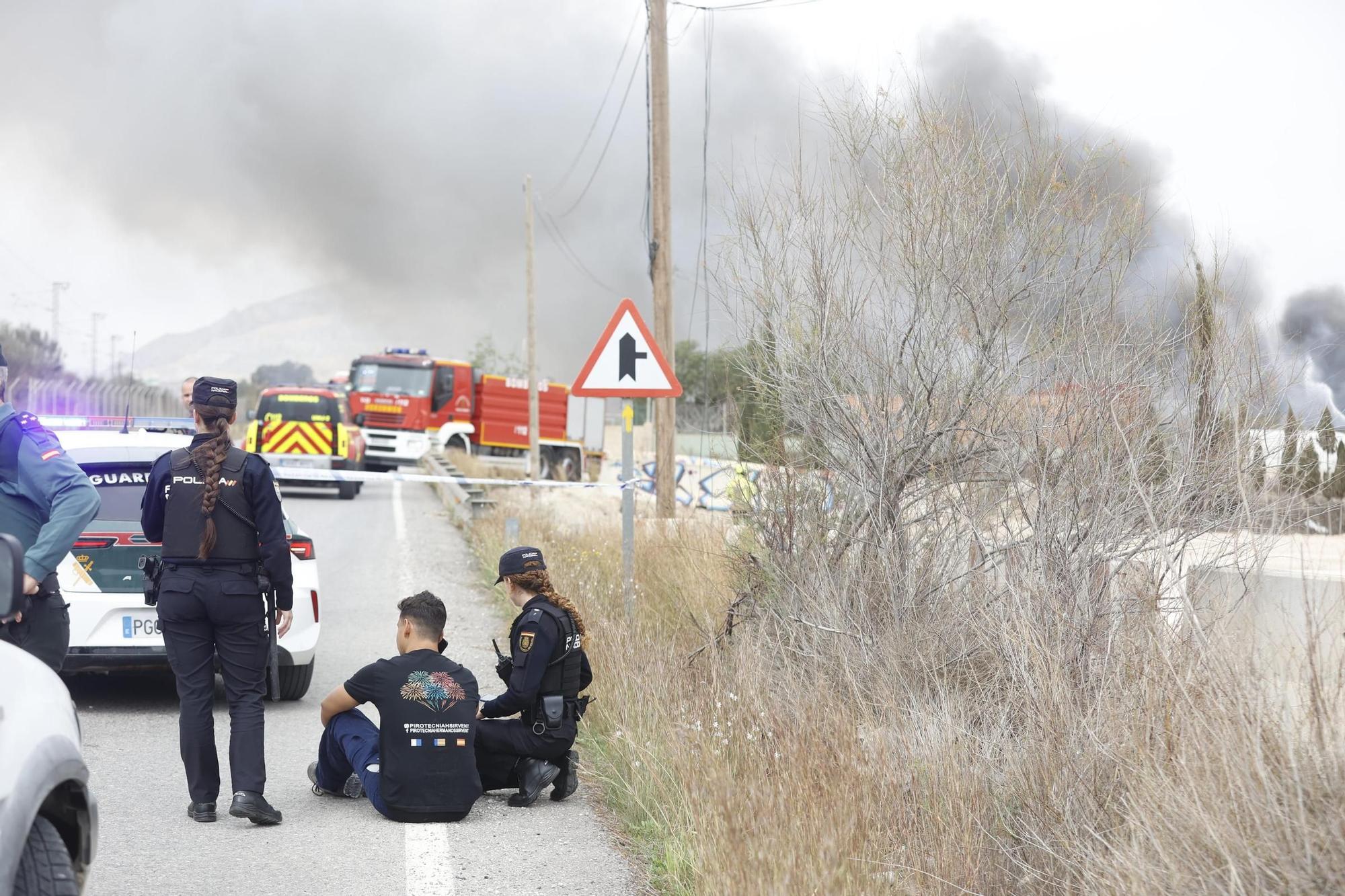 Grave explosión en la pirotecnia Hermanos Sirvent en Fontcalent, Alicante