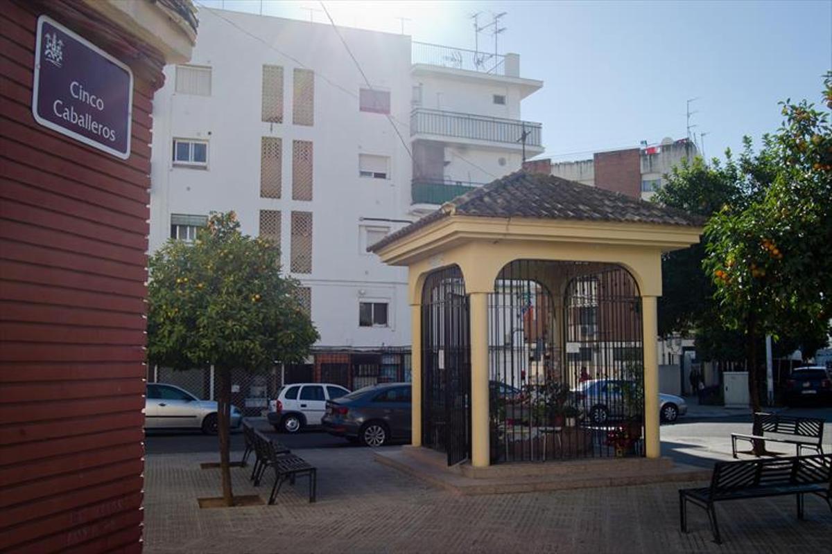 Calle Cinco Caballeros