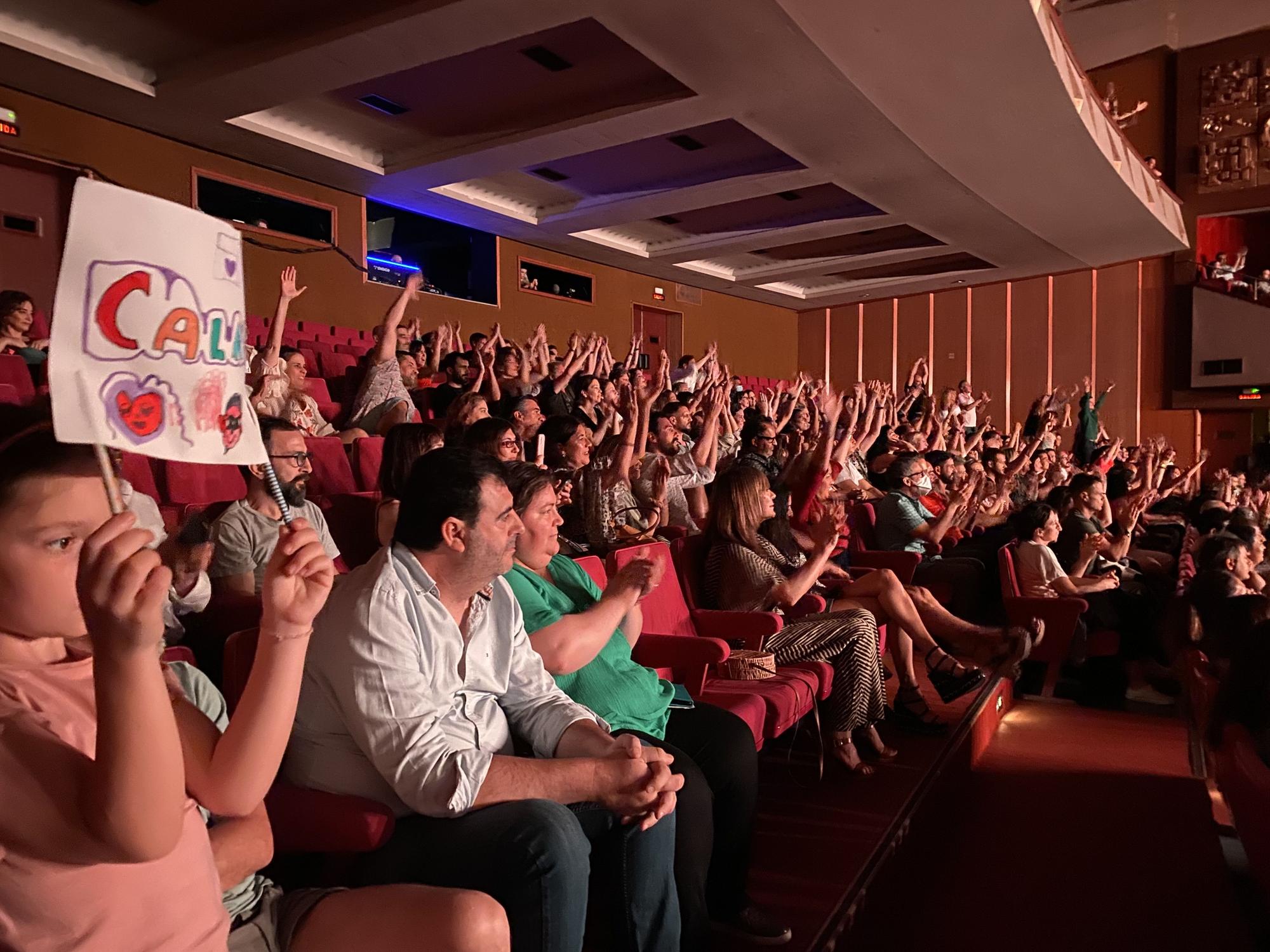 El público disfrutó y cantó todas y cada una de las canciones