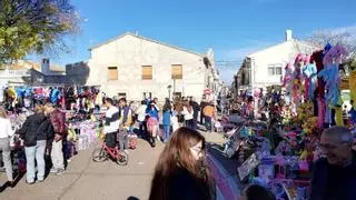 La alerta roja acorta la exitosa Fira de Santa Llúcia de Algímia en su 90 aniversario