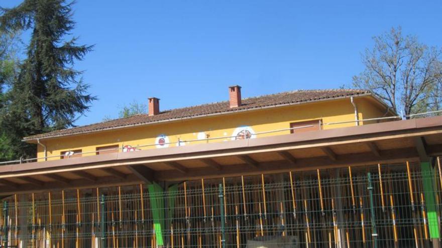 La escuelina de Cangas de Onís va tomando forma