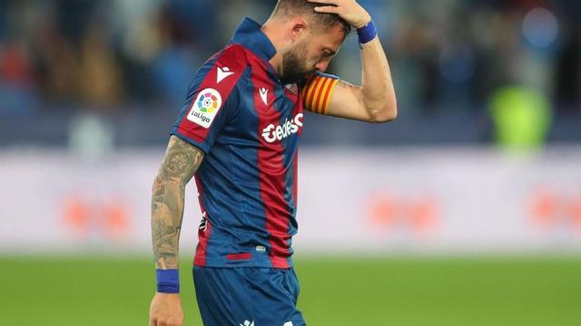 Morales, durante el partido de esta temporada contra el Sevilla | F. CALABUIG