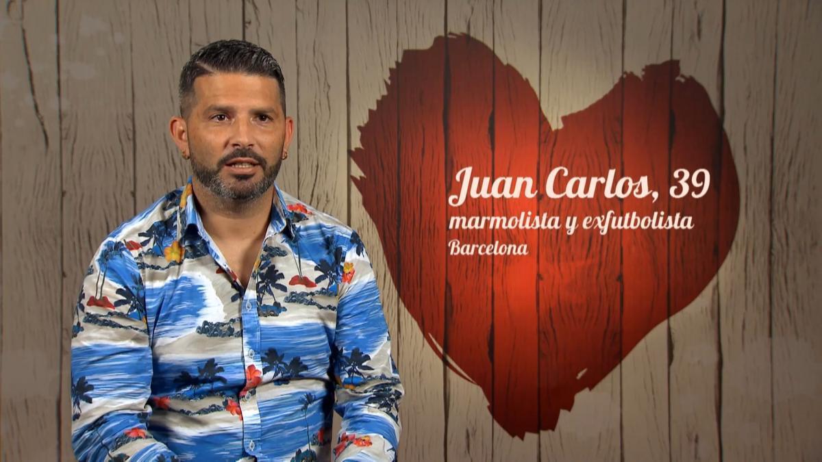 Este ex futbolista del F.C. Barcelona participa en First Dates, con un final inesperado