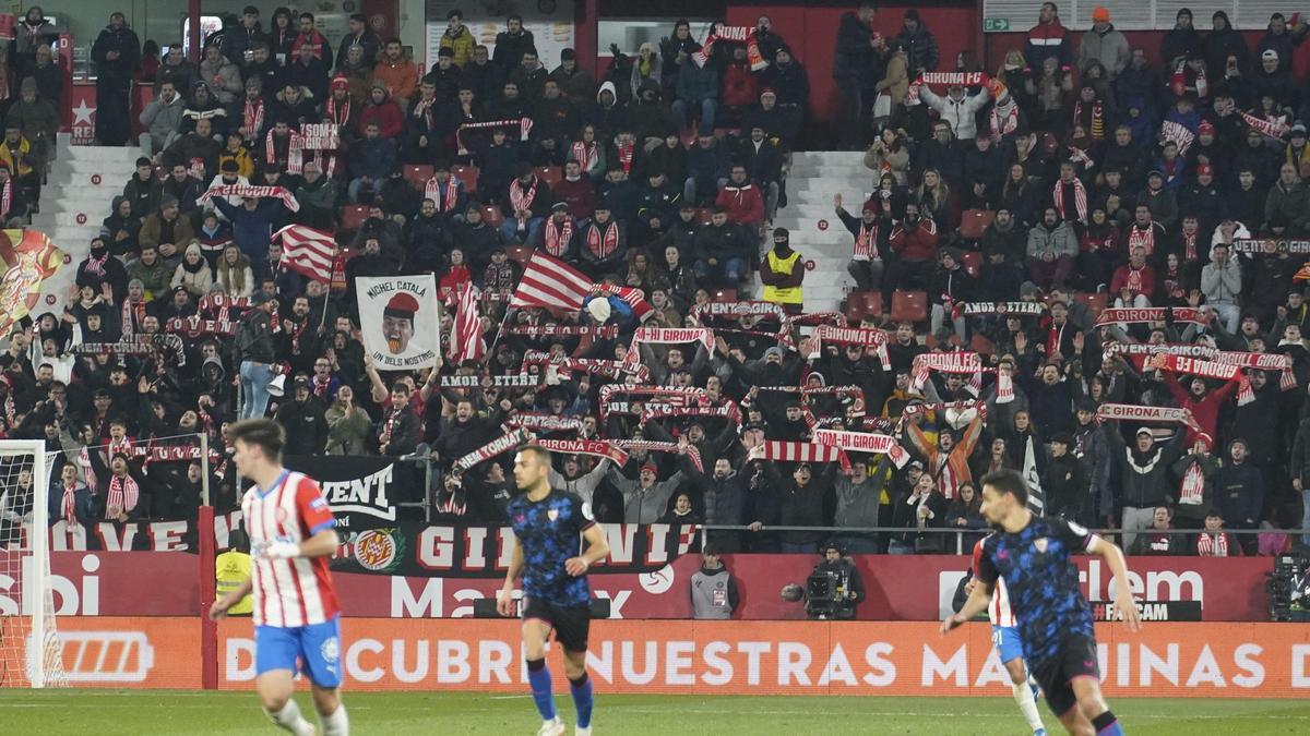 Una imatge del partit contra el Sevilla, en què també es van exhaurir les entrades