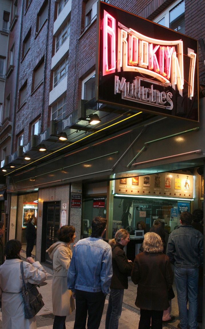 Así era un Oviedo lleno de cines