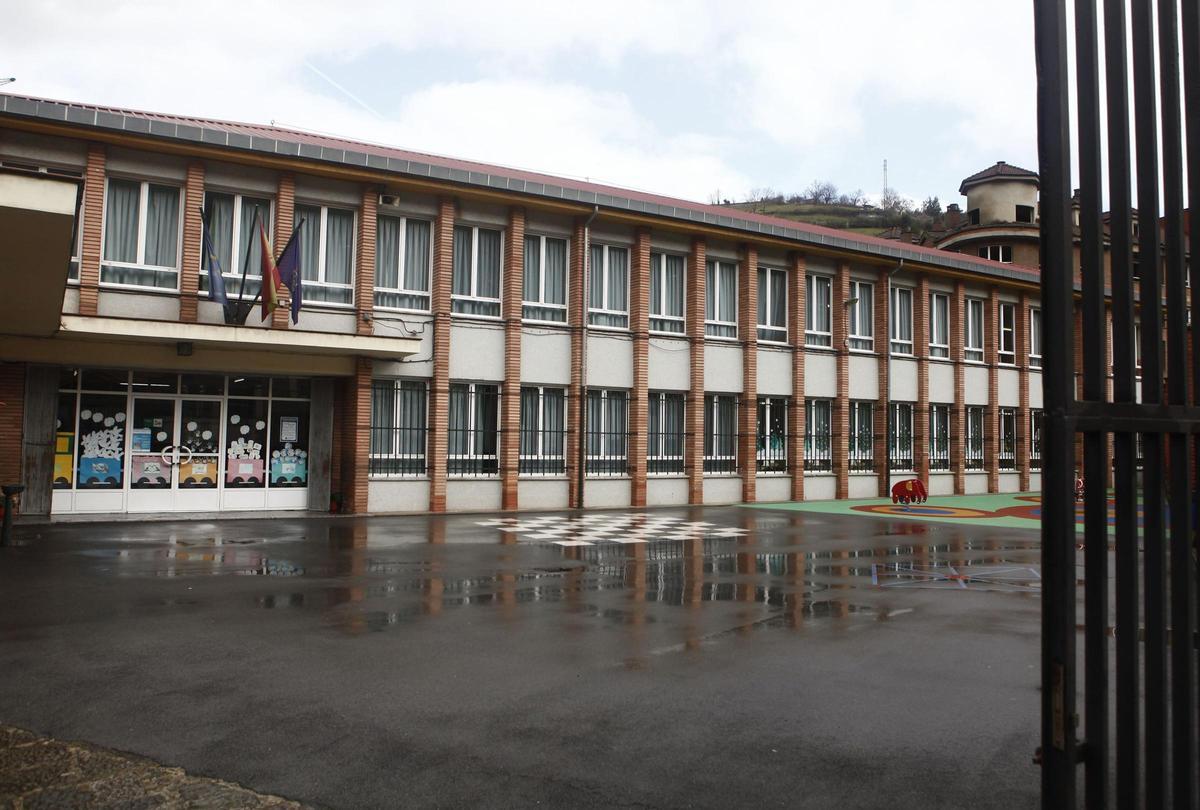 El colegio "Narciso Sánchez" de Olloniego.