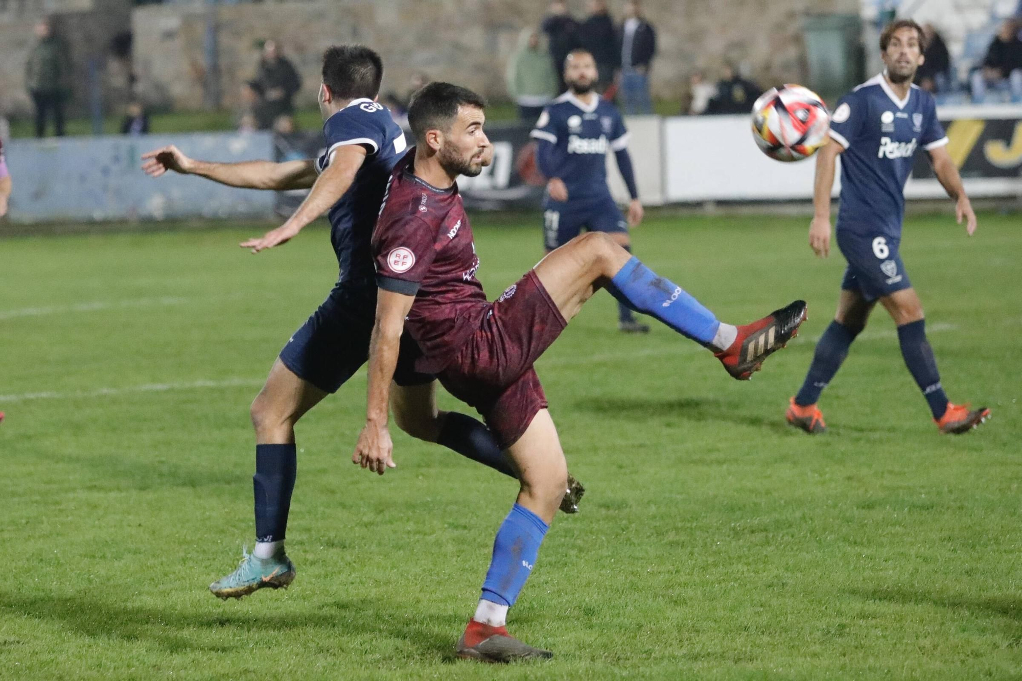 EN IMÁGENES: Así ha sido el derbi comarcal entre Marino y Avilés (0-0)