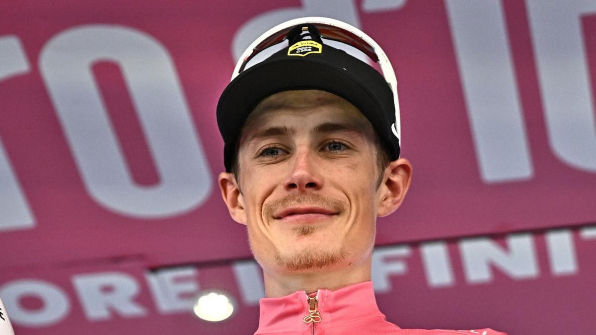 Vingegaard, líder del Giro