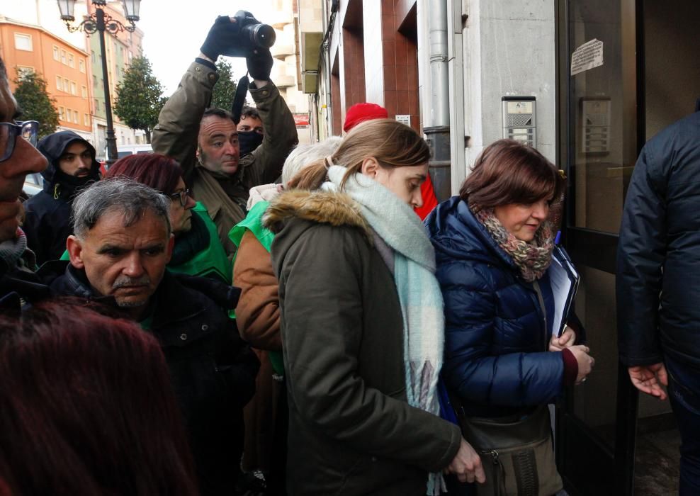 Desahucio de una pareja con un bebé en Oviedo