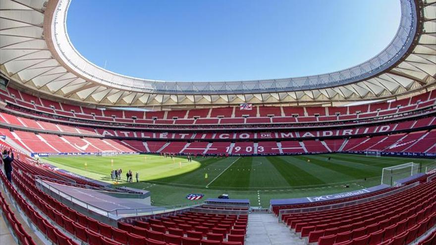 El público volvería solo de forma global a los estadios