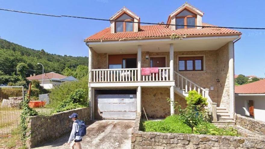 Recuperan una vivienda okupada desde hace algo más de un año en Fisterra
