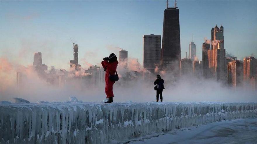 Nueva tormenta invernal llega a los EEUU y golpea con fuerza a 39 estados