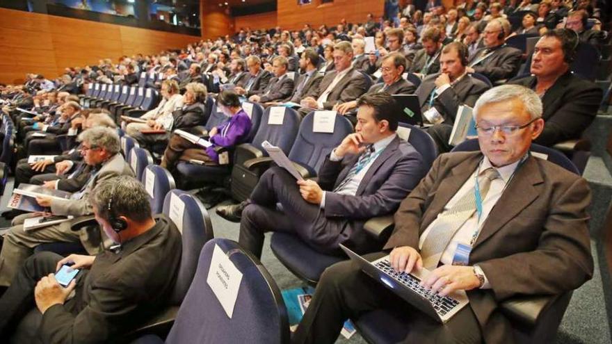 El auditorio del Centro Social Afundación se quedó pequeño ante la abundante asistencia.