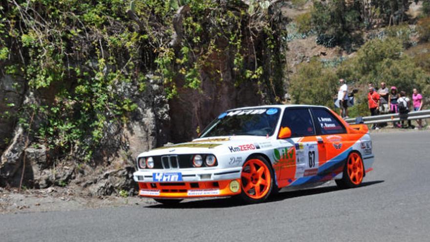 BMW M-3 de Iván Armas que defiende el liderato en el sur de Gran Canaria. | j. g. a.