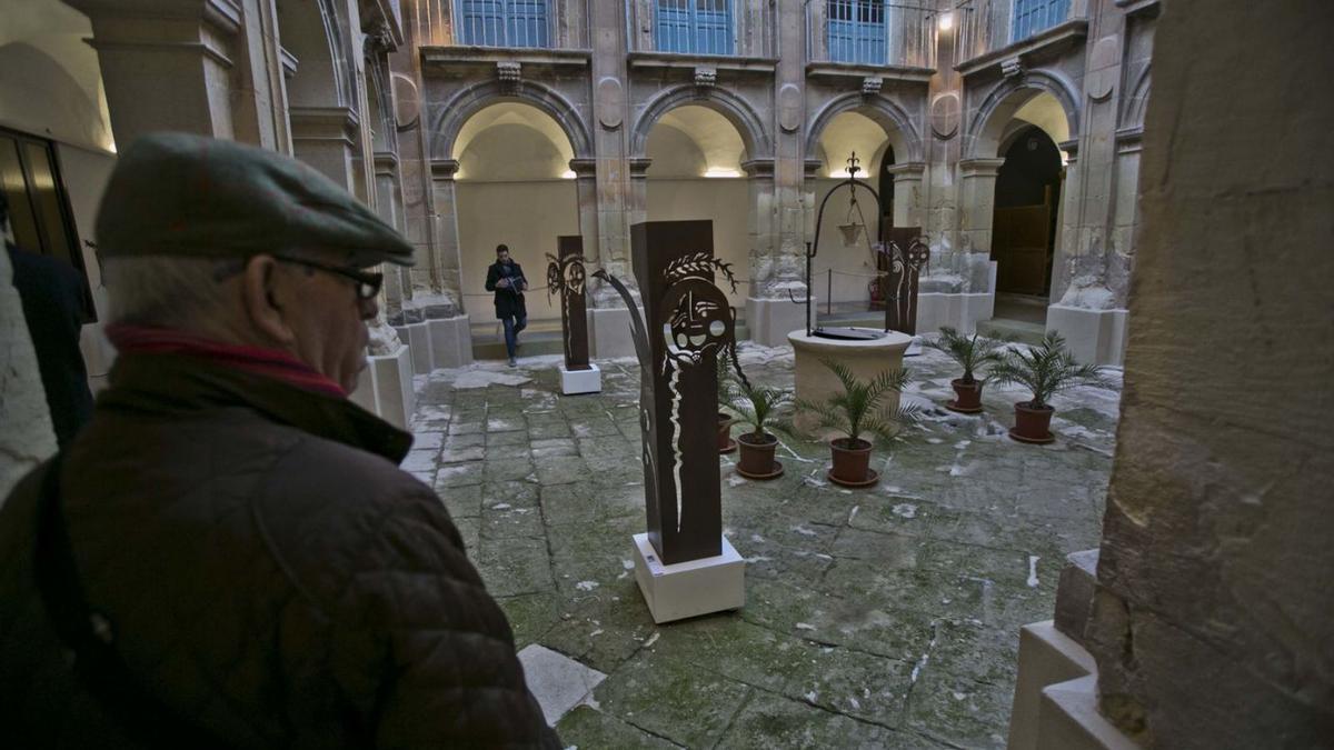 Una imagen de archivo del interior del convento de las Clarisas, en la plaza de la Merced.