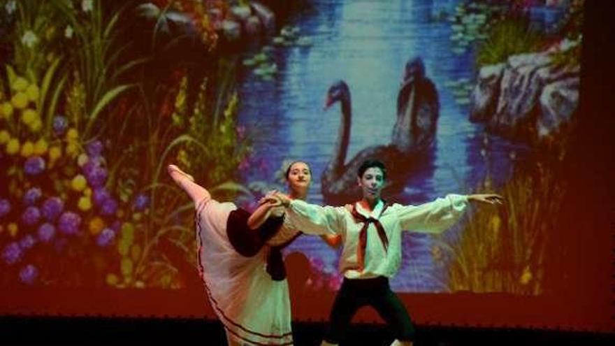 Festival de danza de la escuela Inés Núñez. // Gonzalo N.