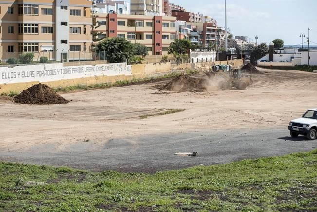 Obras en el antiguo campo de futbol de Melenara