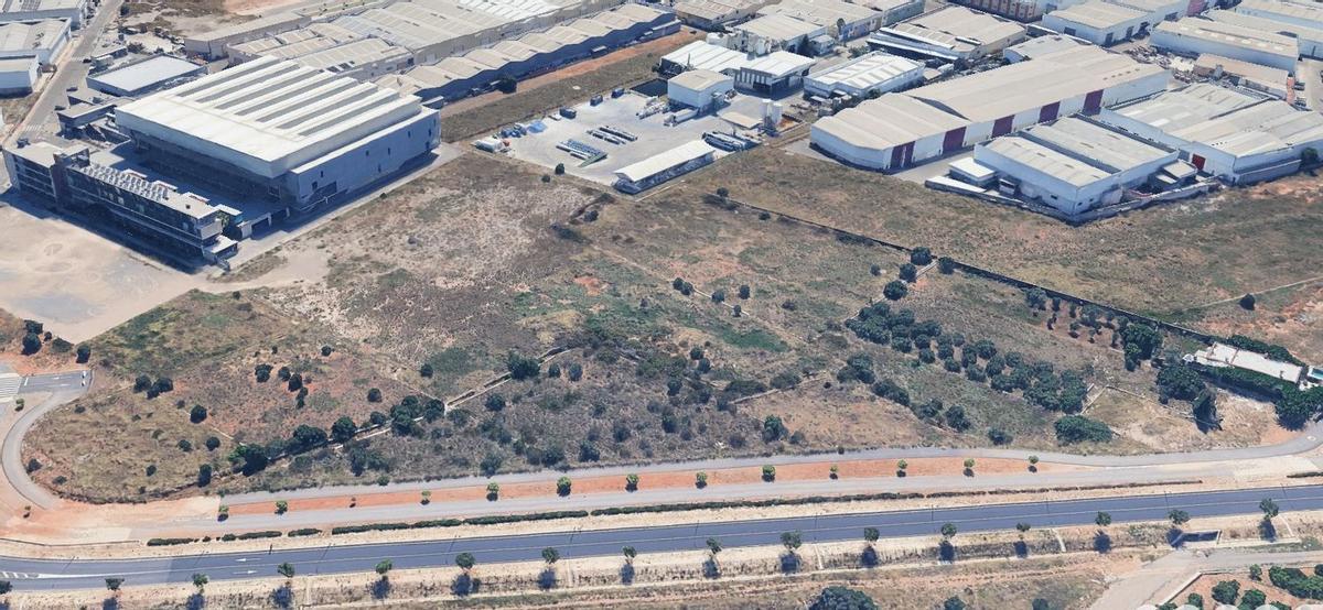 Esta es la zona en la que se prevé acometer el proyecto de pista de atletismo y velódromo de Vila-real, junto al centro de tecnificación deportiva (en la parte superior izquierda de la imagen).