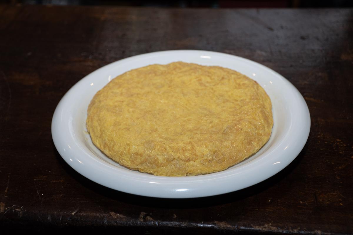 La tortilla de Betanzos de Adega Lastras.