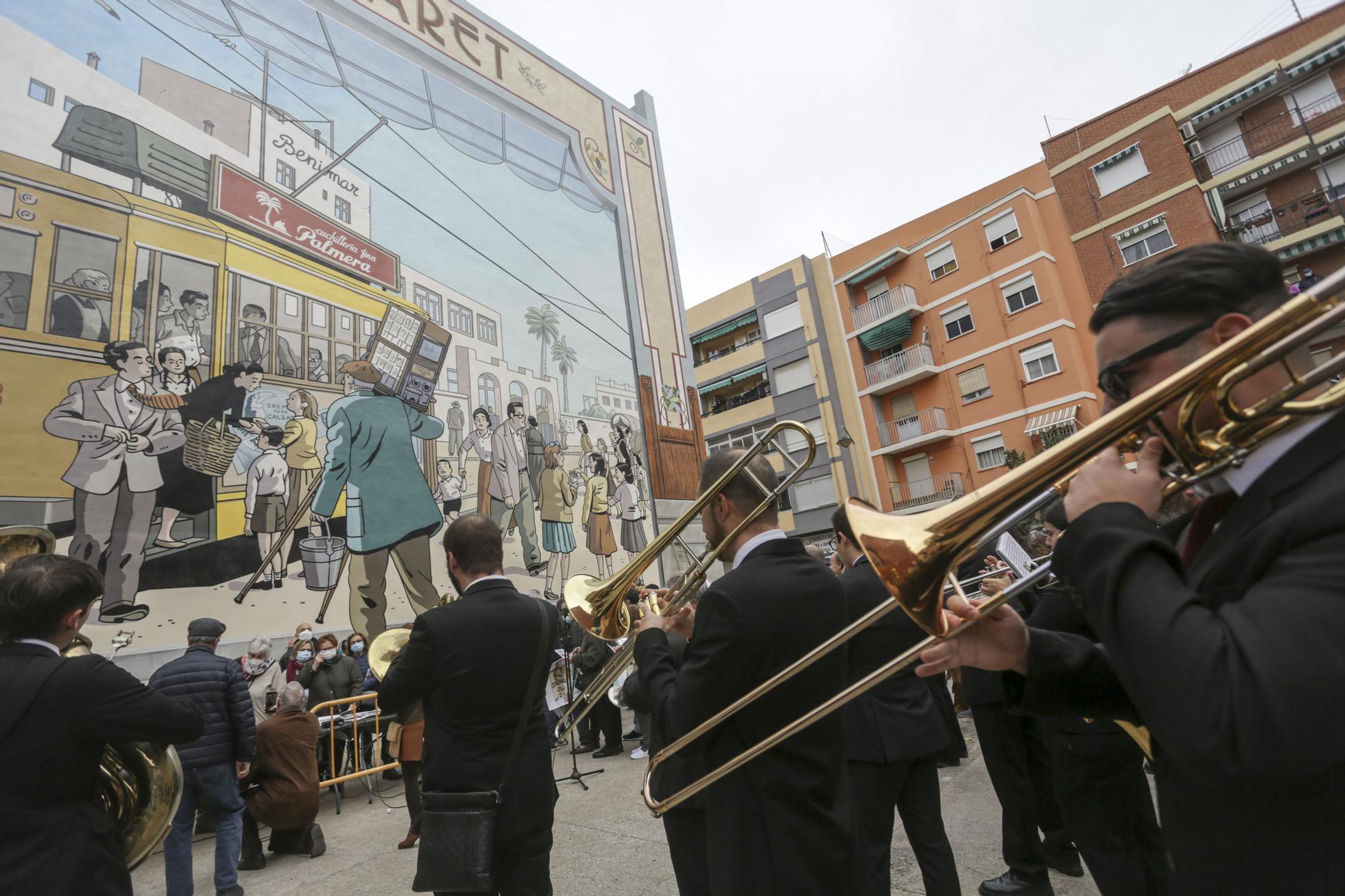 Así es el mural costumbrista de Paco Roca y Martín Forés en Natzaret